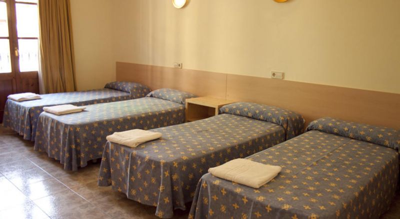 Hostal Abrevadero 1*
