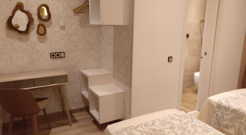 Hostal Aguilar 2*