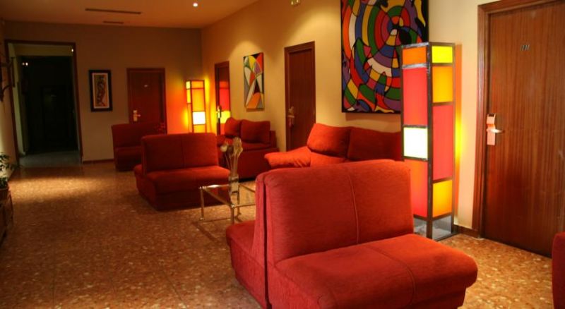 Hostal Aguilar 2*