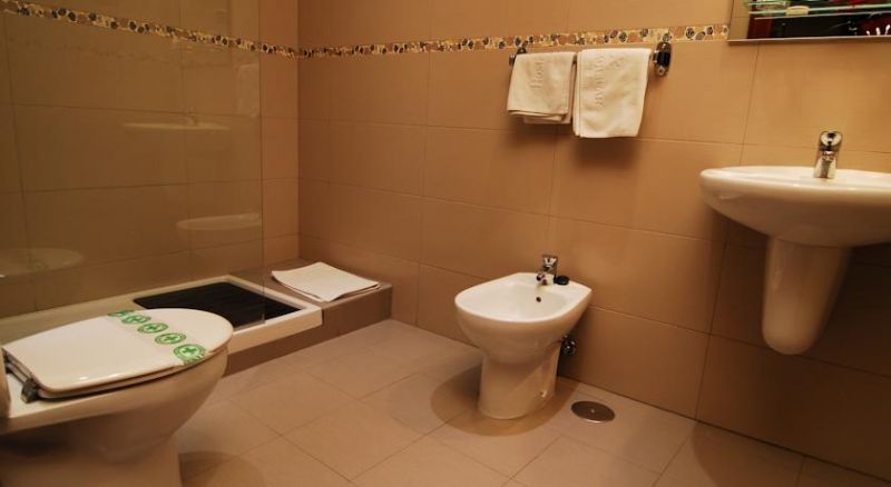 Hostal Aguilar 2*