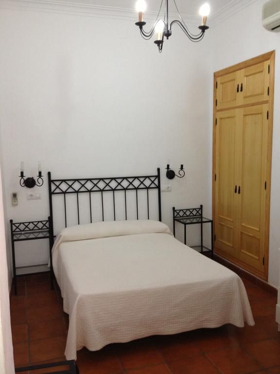 Hostal Atenas 2*