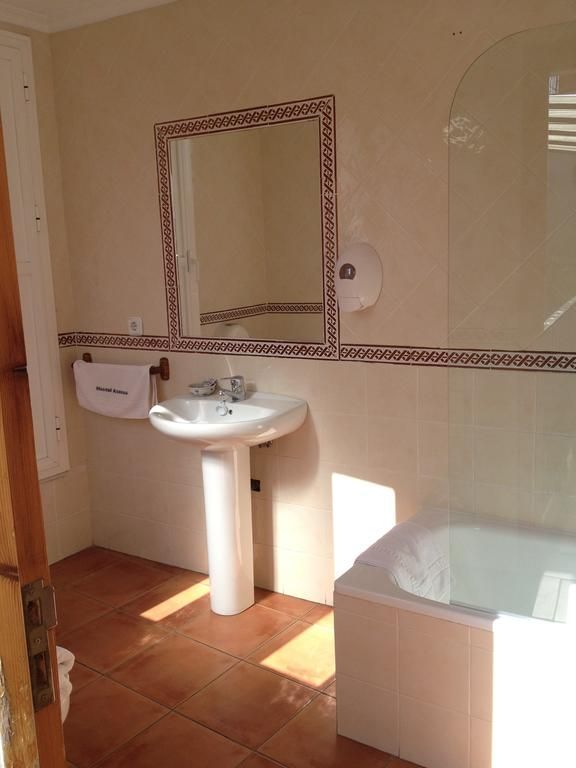 Hostal Atenas 2*