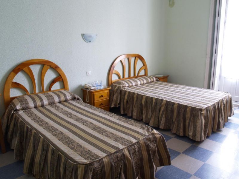 Hostal Continental 2*
