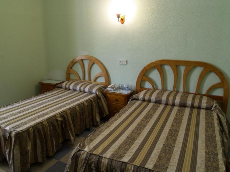 Hostal Continental 2*