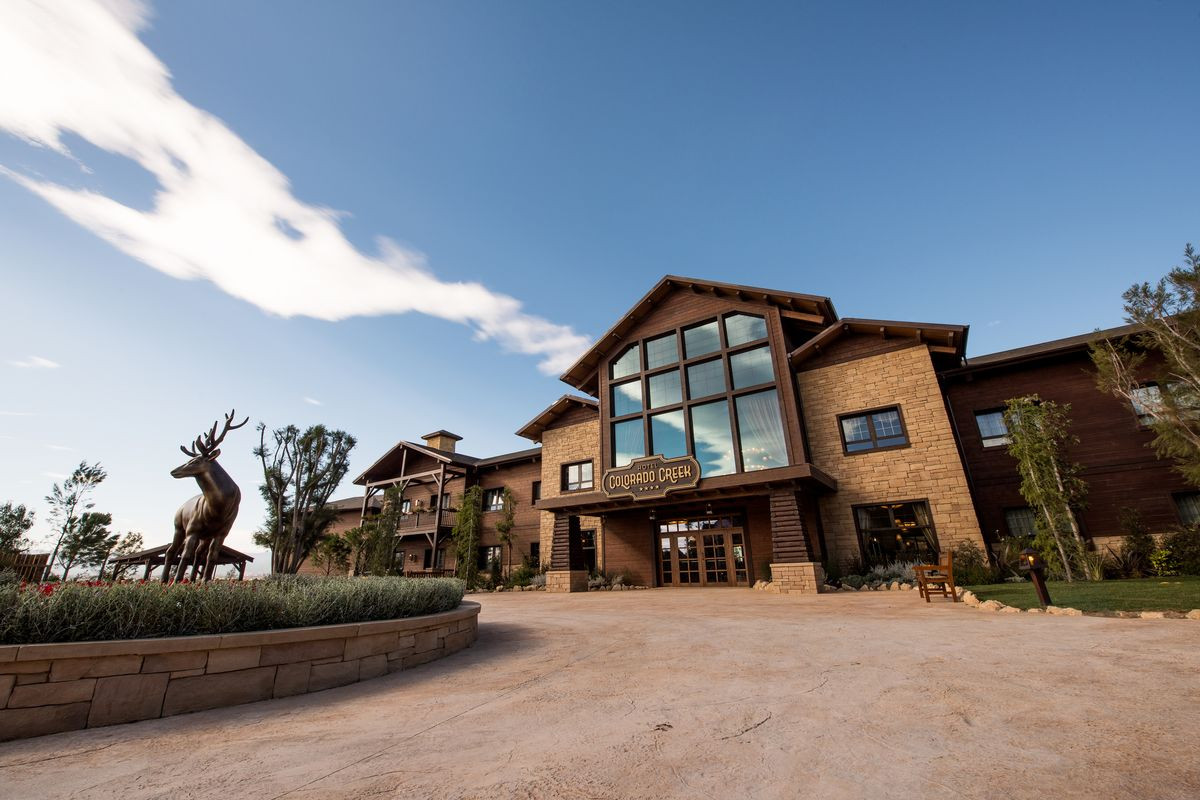 Hotel Colorado Creek 4*