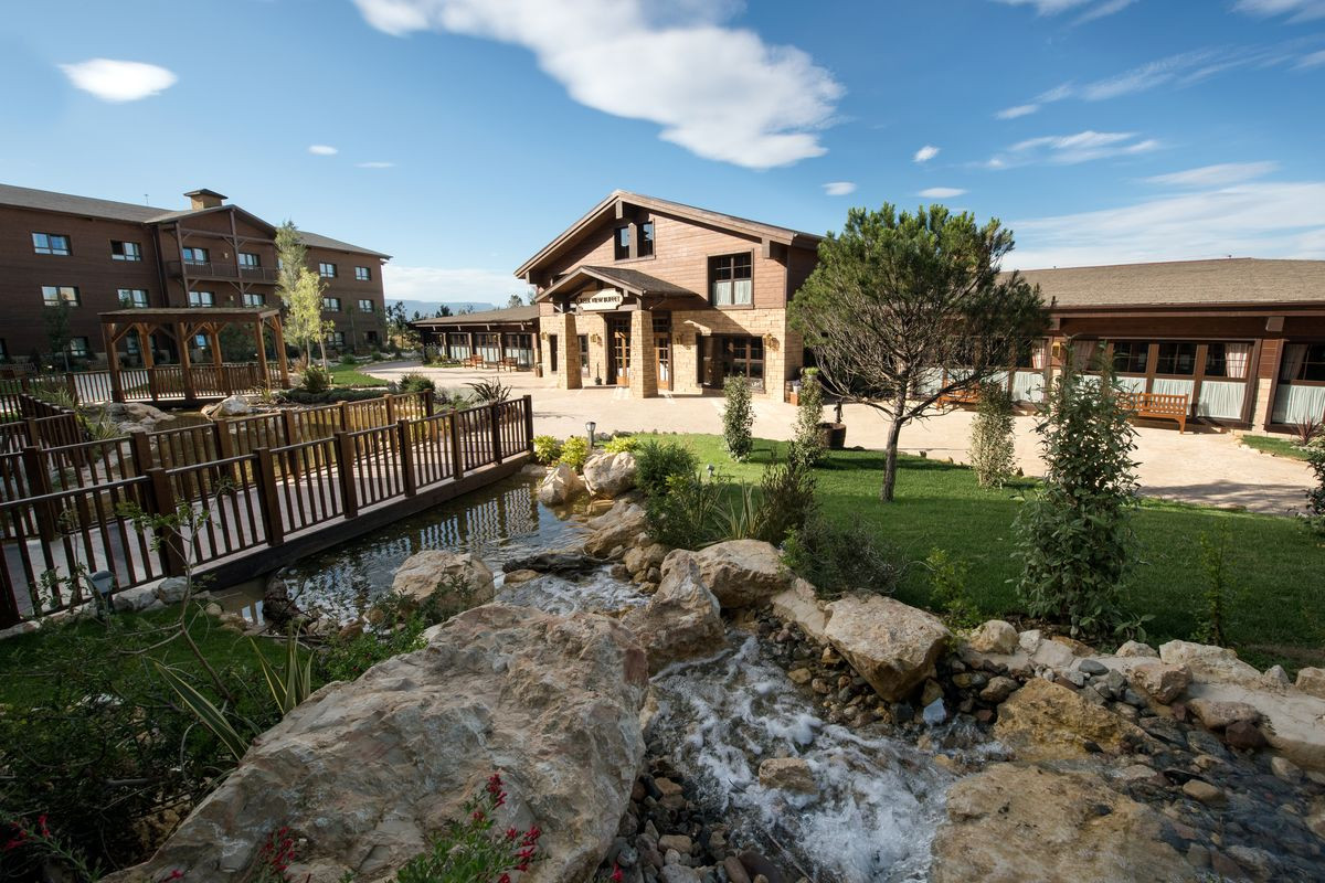 Hotel Colorado Creek 4*