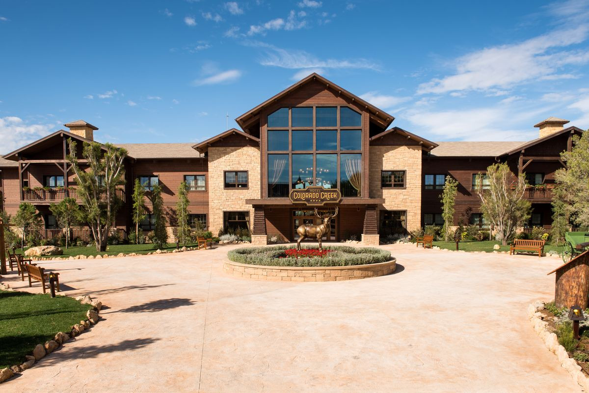 Hotel Colorado Creek 4*