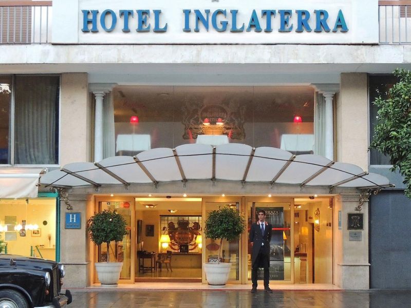 Inglaterra 4*