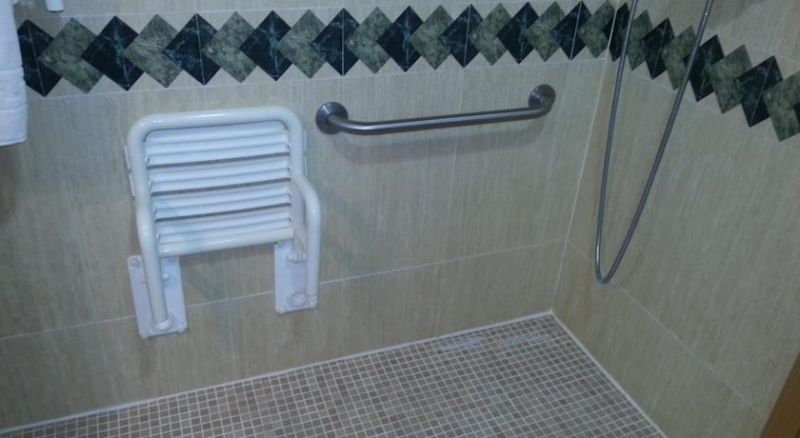 La Familia Gallo Rojo 4*