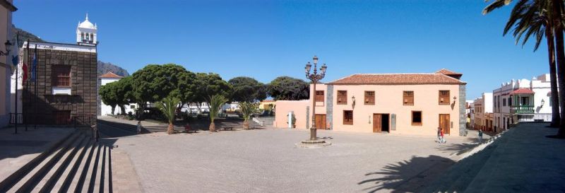 La Quinta Roja 2*