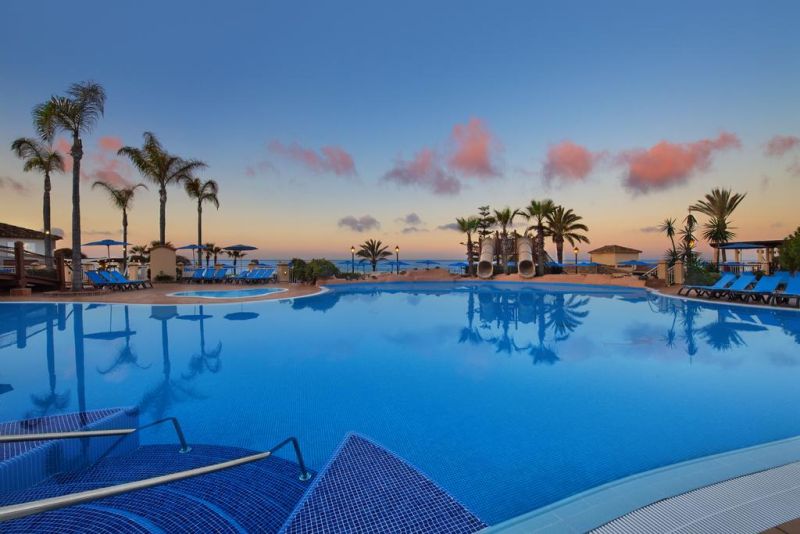 Marriotts Marbella Beach Resort 5*