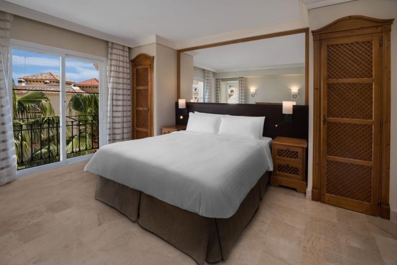 Marriotts Marbella Beach Resort 5*