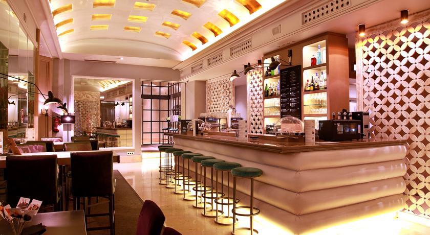 Mercure Madrid Santo Domingo 4*