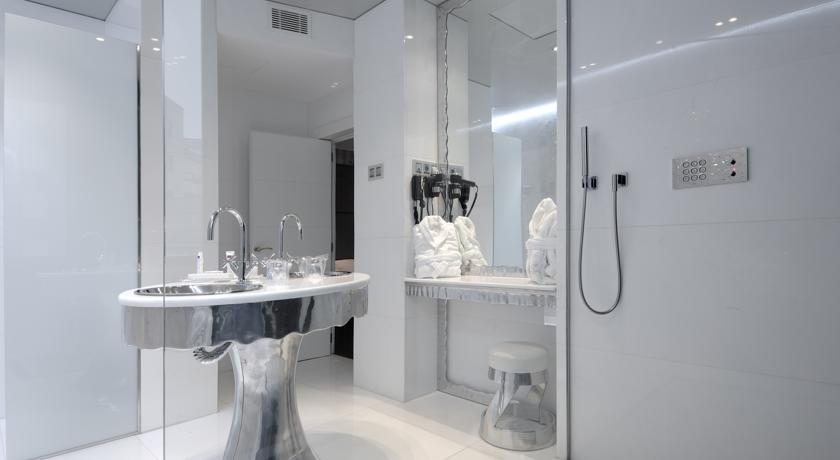 Mercure Madrid Santo Domingo 4*