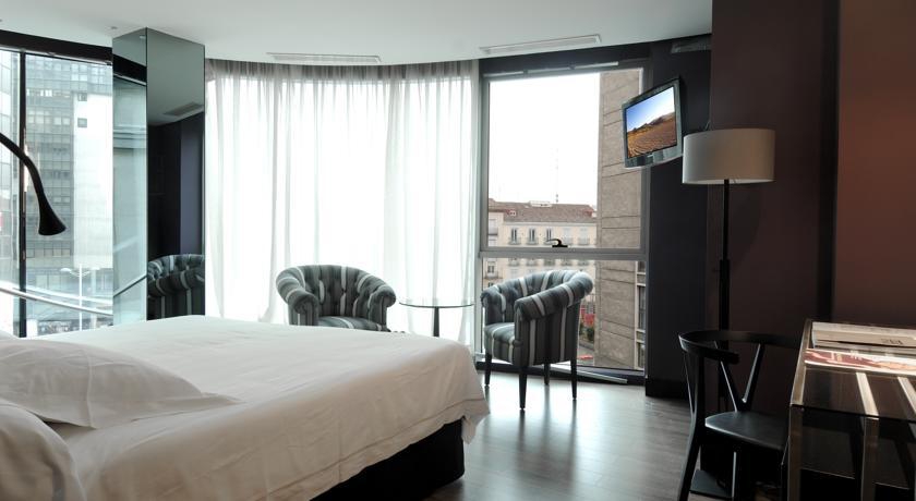 Mercure Madrid Santo Domingo 4*