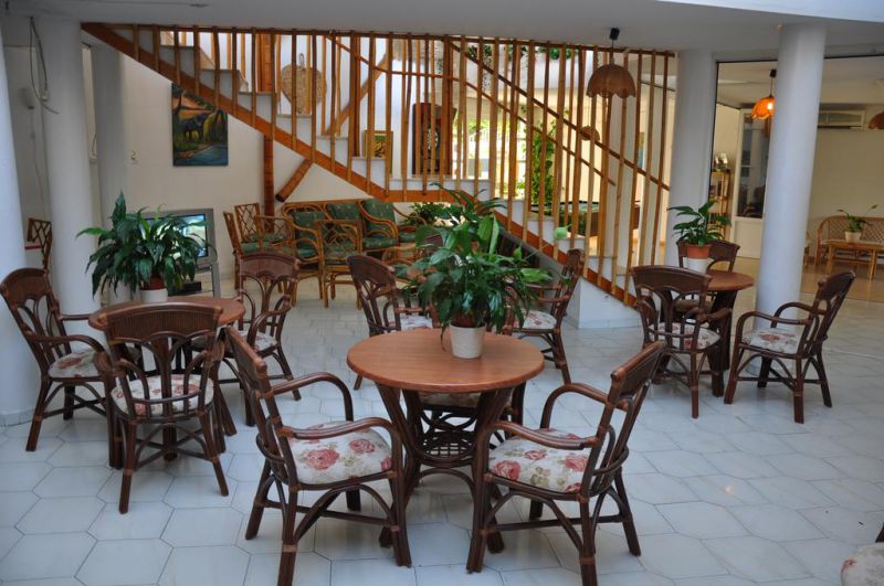 Montenova Apartments 2*