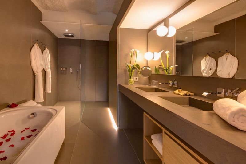 Ohla Eixample 5*