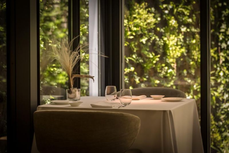 Ohla Eixample 5*