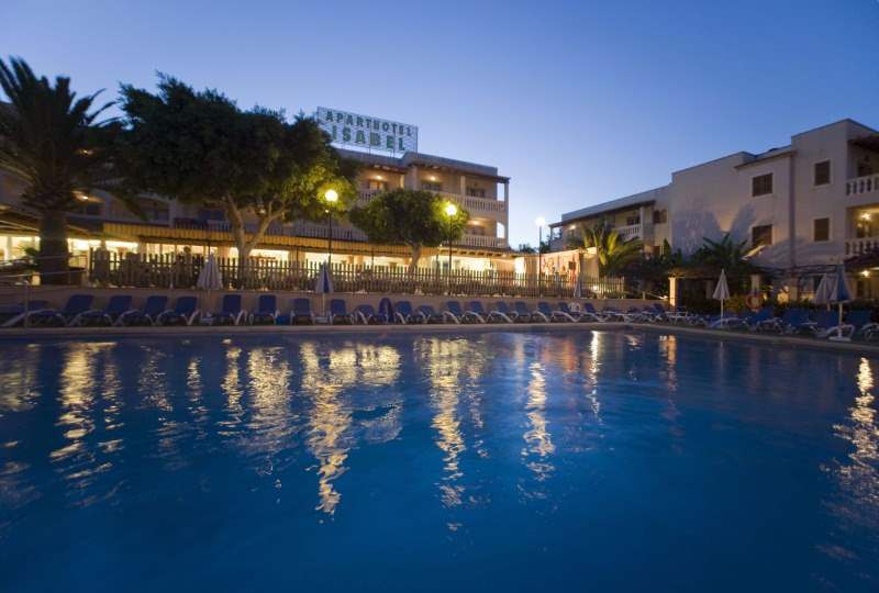 Ola Ferrer Aparthotel Isabel 3*