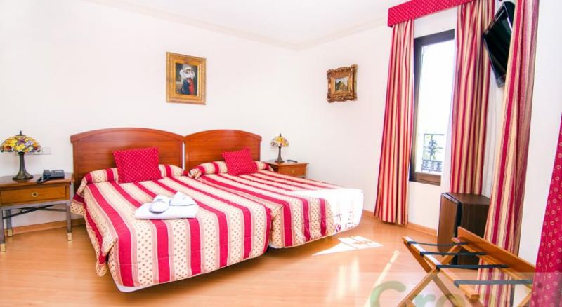 Park Plaza Suites 4*