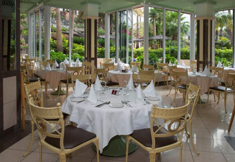 Poerto Palace 4*