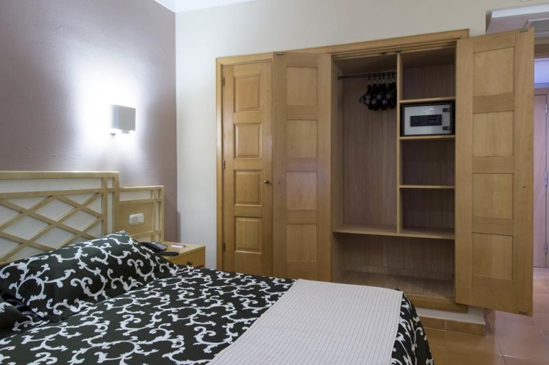 Poerto Palace 4*