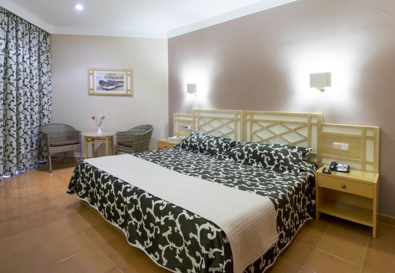 Poerto Palace 4*