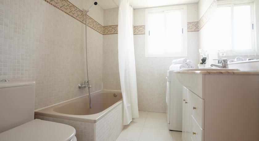 Priorat Apartments 3*