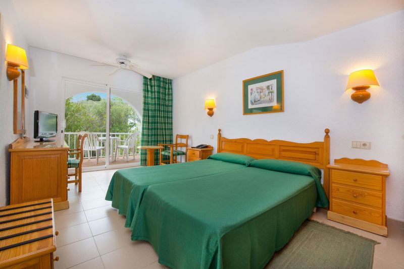 Club Hotel Tropicana (Ex. Riu Clubhotel Tropicana) 3*