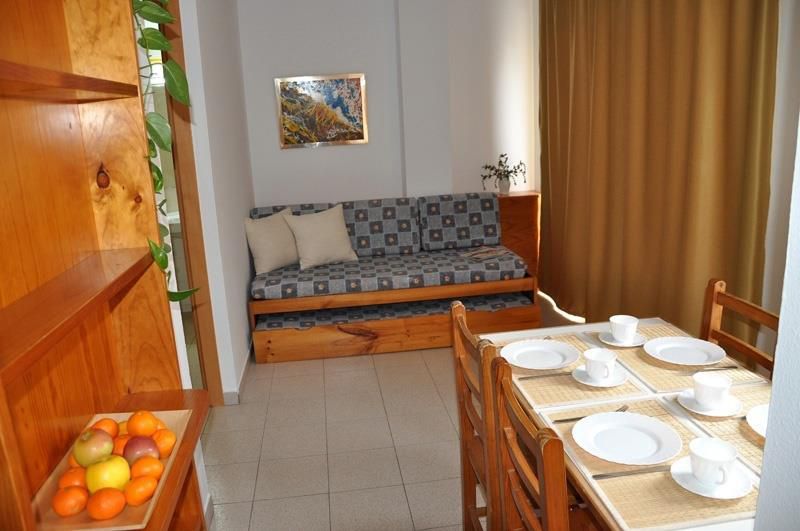 Safari Apt 2*
