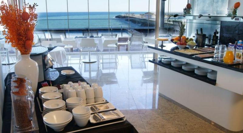 Suite Del Mar 4*