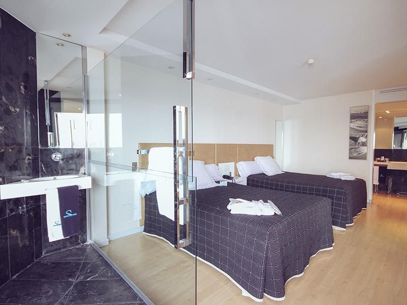 Suite Del Mar 4*