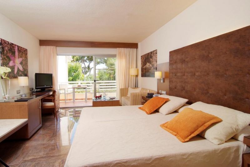 Vanity Hotel Golf 4*