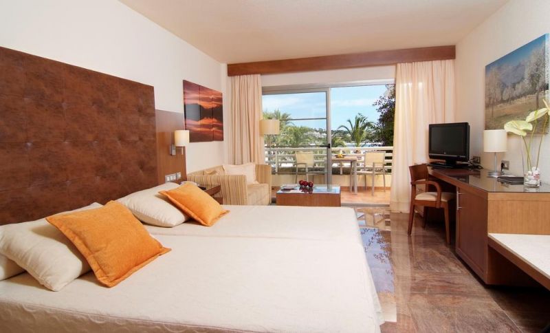 Vanity Hotel Golf 4*