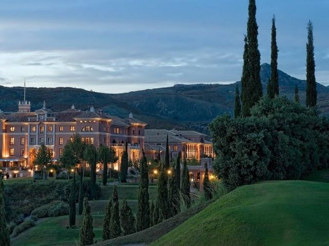 Villa Padierna Marbella 5*
