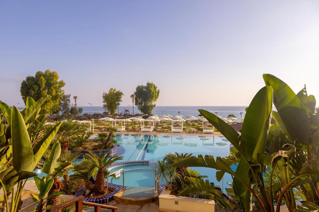 Capo Bay 4*