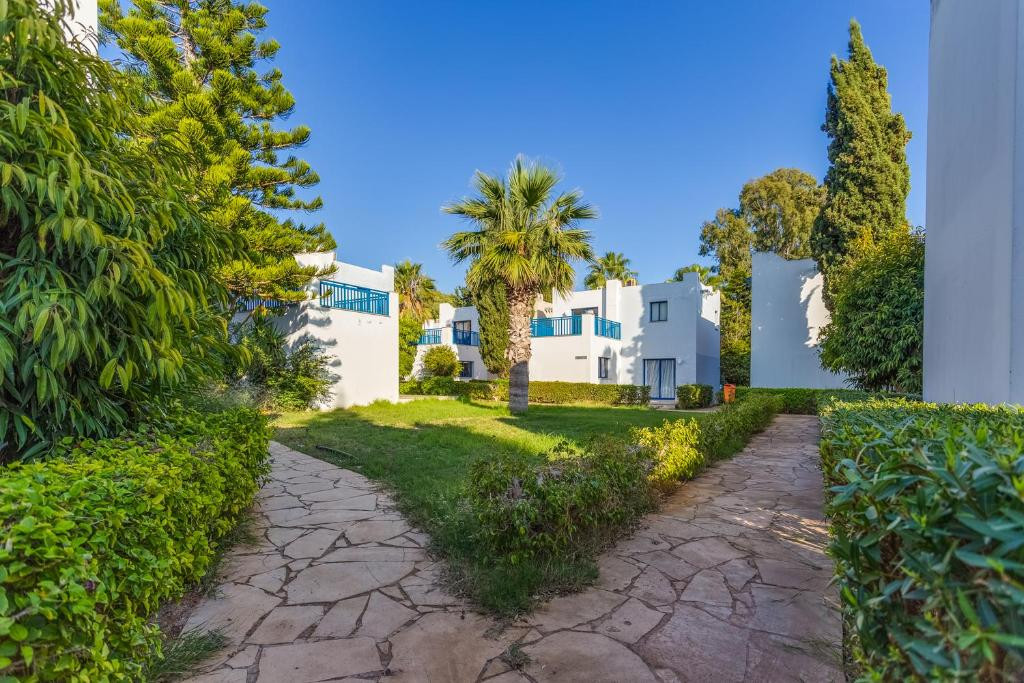 Marismare Apartments (Ex. Callisto Holiday Village) 4*