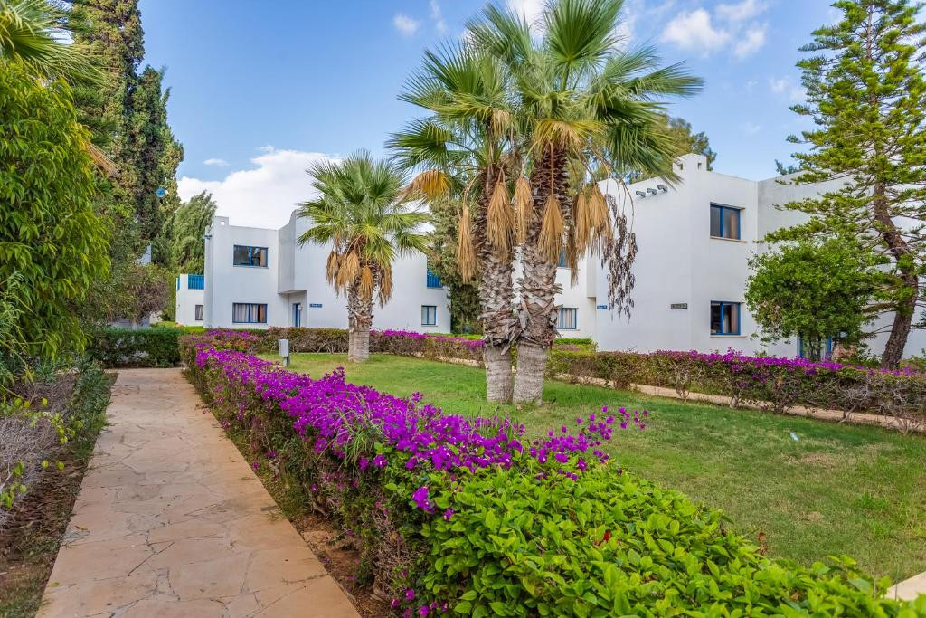 Marismare Apartments (Ex. Callisto Holiday Village) 4*
