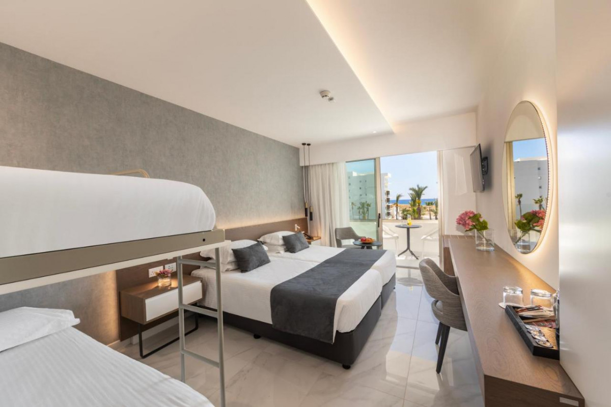 Pavlo Napa Beach 4*