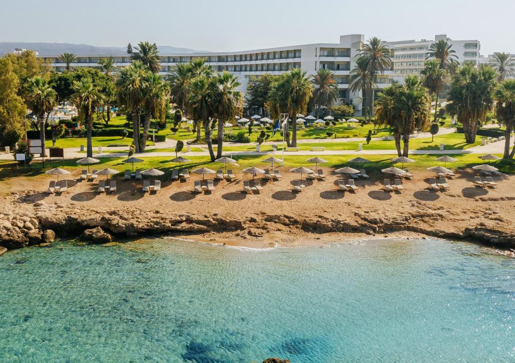 Imperial Island Resort (Ex. Louis Imperial Beach) 4*