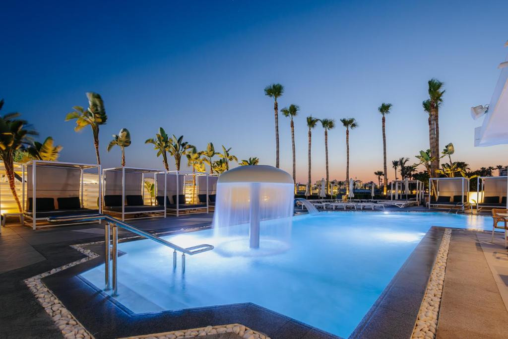 Tasia Maris Sands (Adults Only 14+) 4*