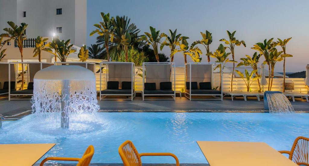 Tasia Maris Sands (Adults Only 14+) 4*