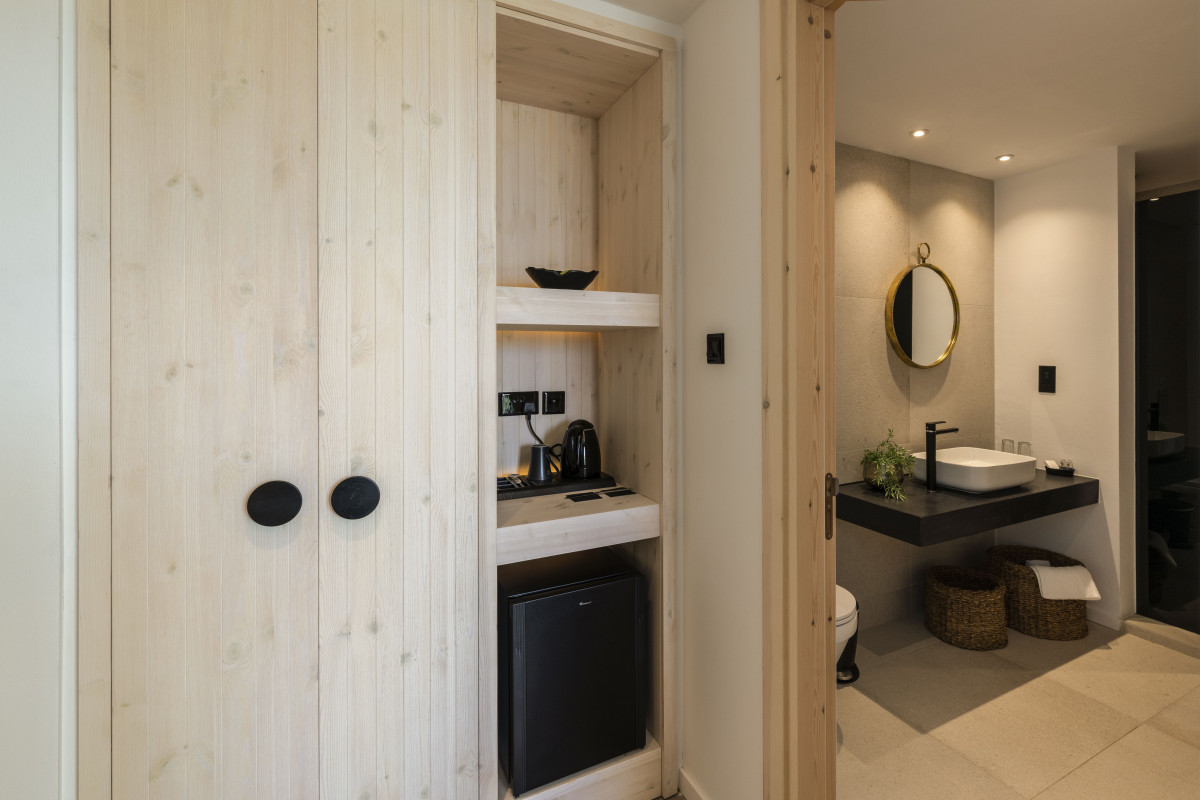 Abacus Suites 4*