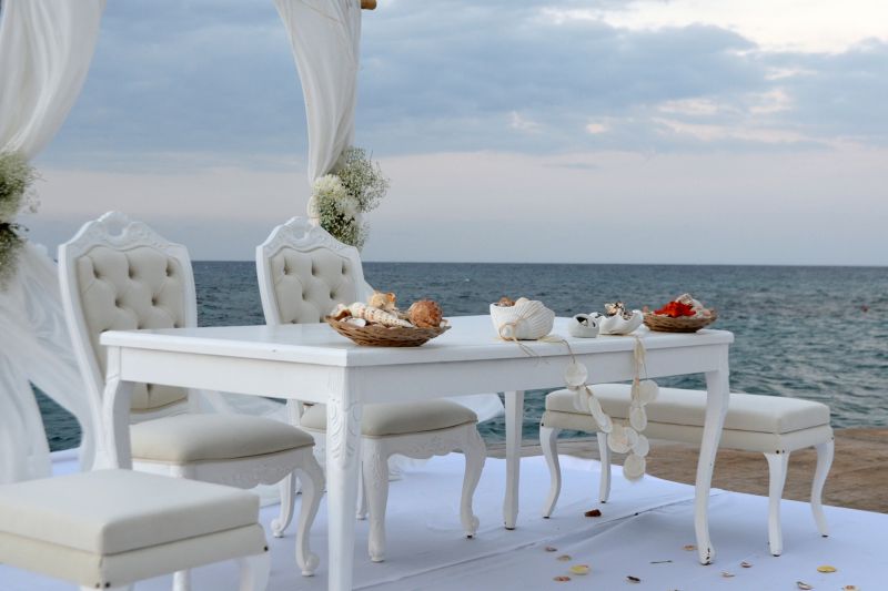 Ada Beach Hotel 4*