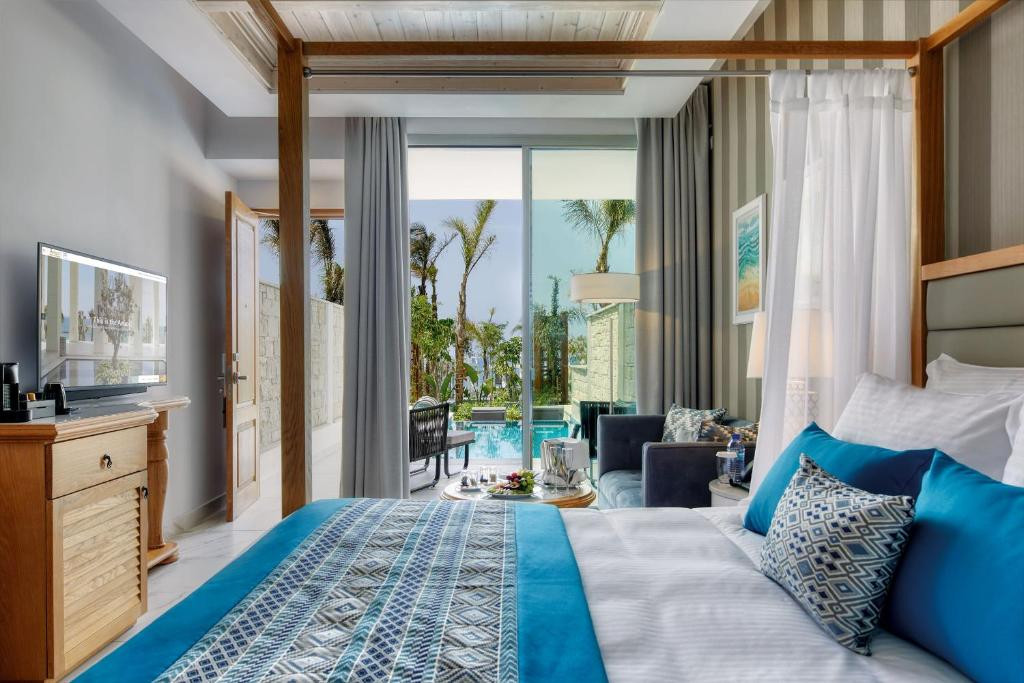 Amavi Hotel 5*