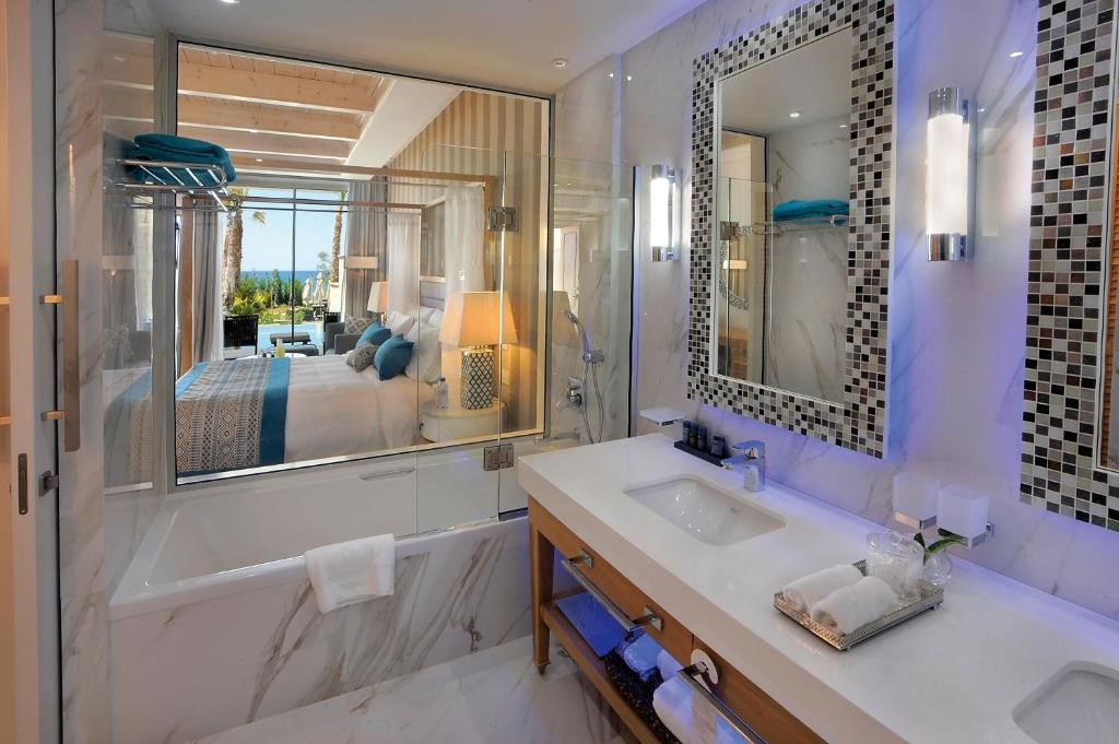 Amavi Hotel 5*