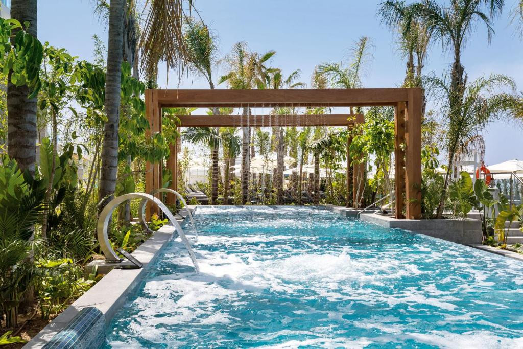 Amavi Hotel 5*
