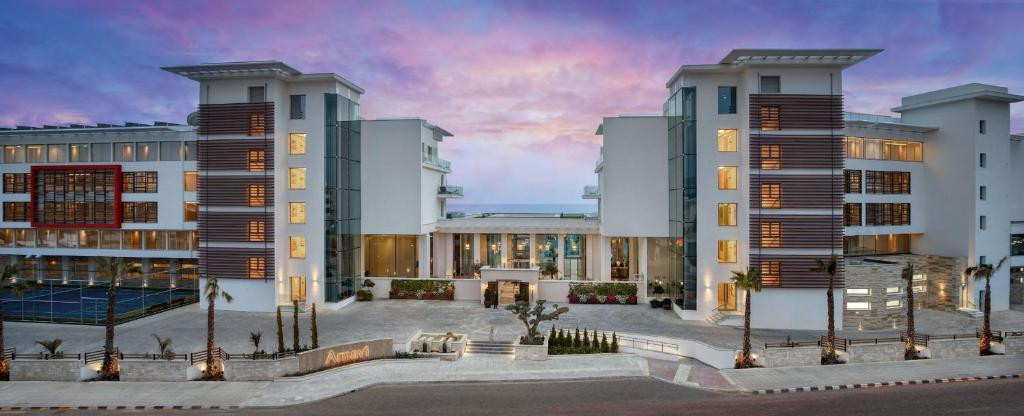 Amavi Hotel 5*