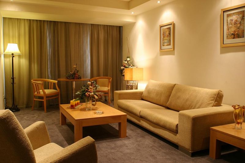 Europa Plaza Hotel 3*