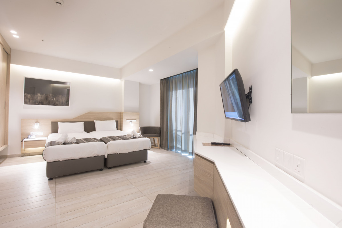 Evalena Beach Hotel 4*